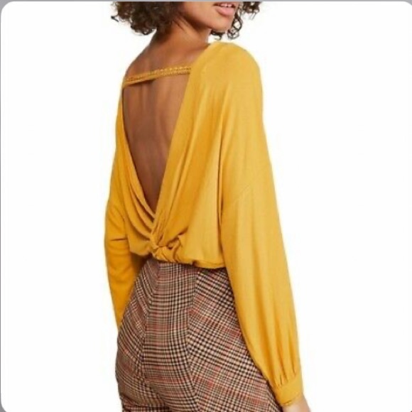 🥂HP🍾 FREE PEOPLE shimmy shake knot open back yellow long sleeve top L like new - Picture 3 of 10